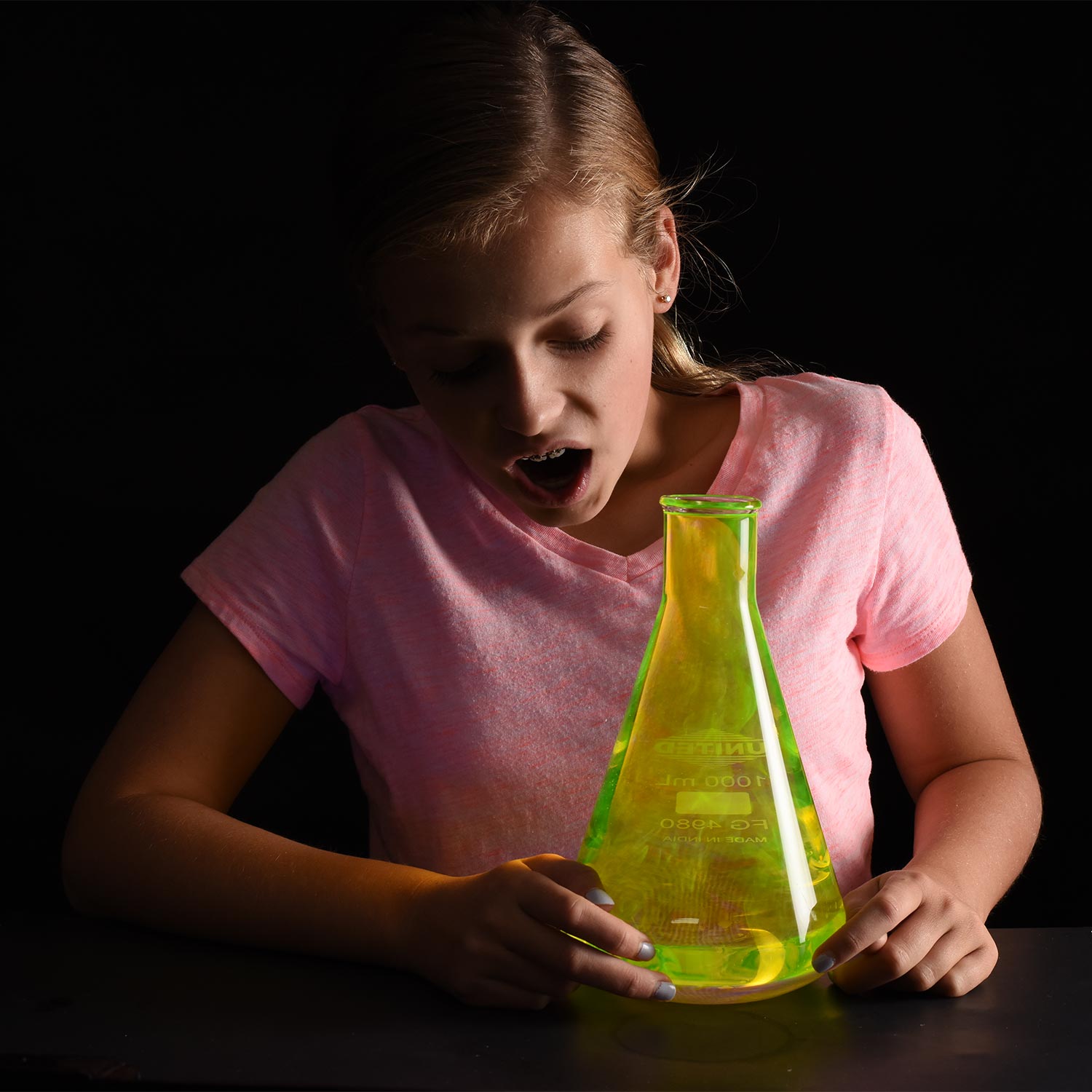 Download Atomic Glow Concentrate - Steve Spangler Science