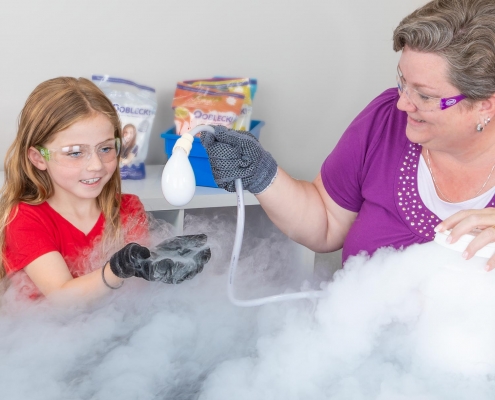Boo Bubbles - Dry Ice Smoke-filled Bubbles