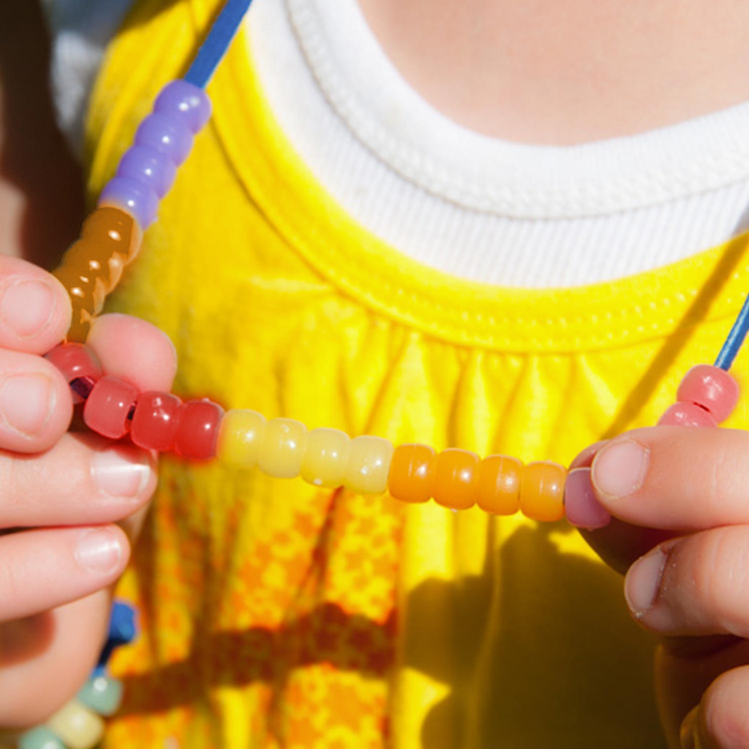 UV Bead Bracelet / Necklace Making Kit, Ultraviolet: Educational  Innovations, Inc.