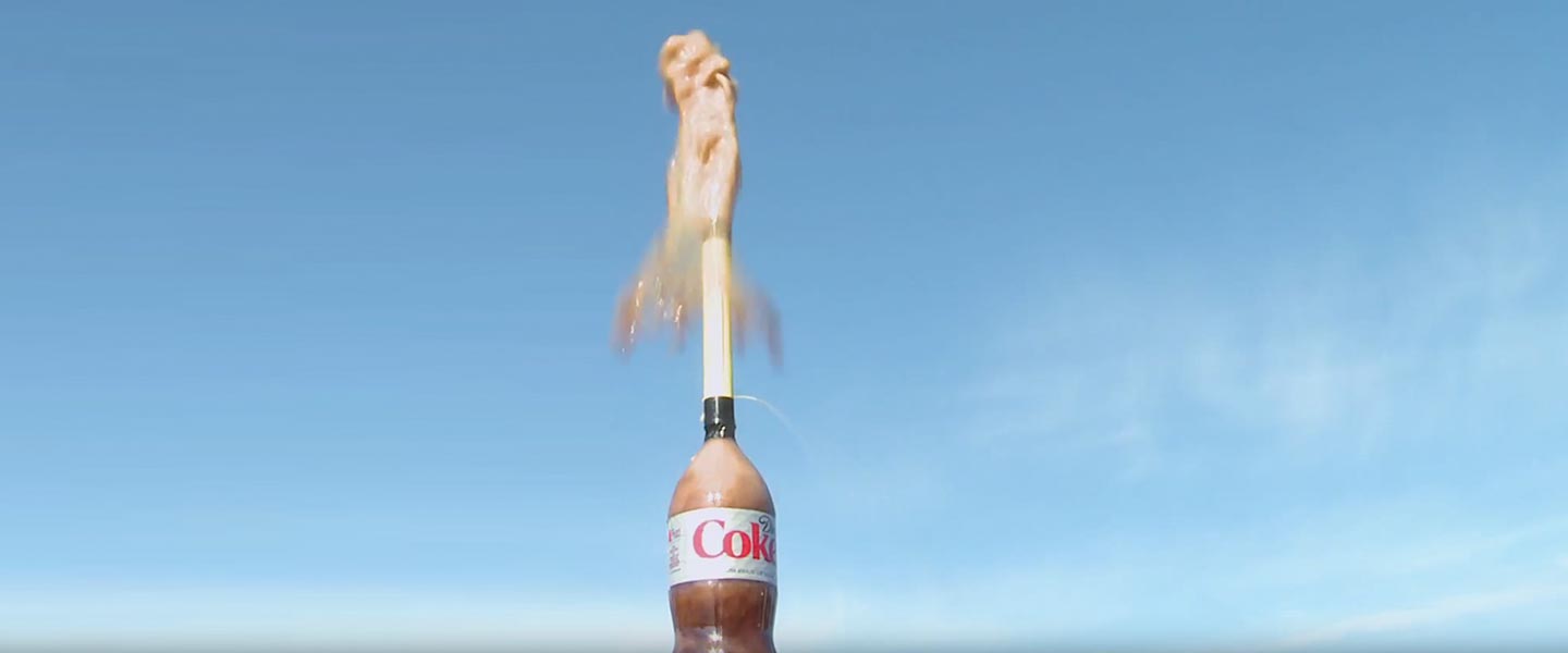 does any diet soda mix with mentos